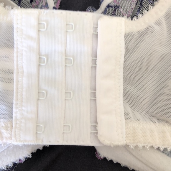 💞DÉESE LINGERIE - EUC Unlined, Wired Bra (38F/DDD) - Picture 9 of 13